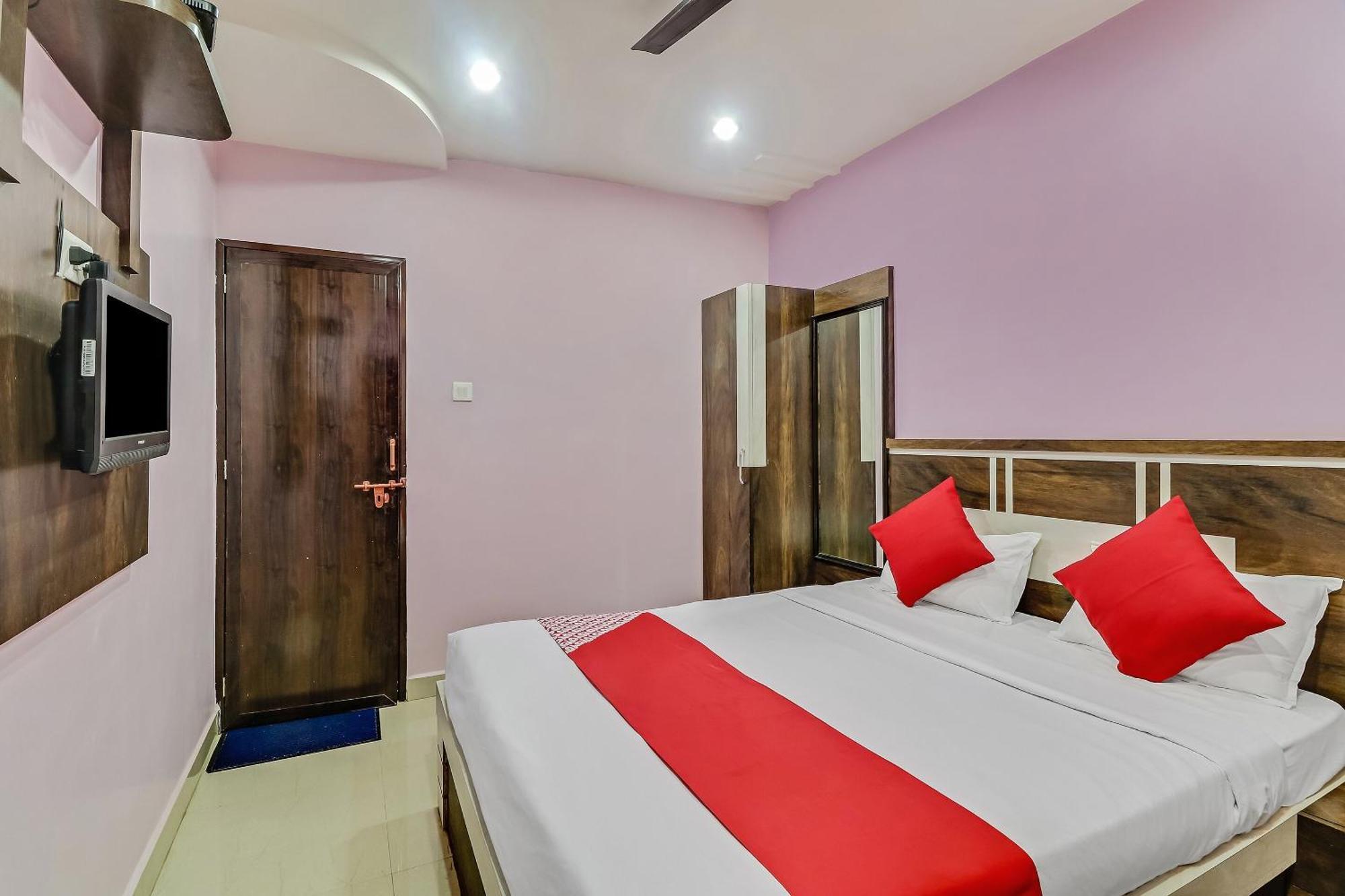 Blossom Suites Bangalore Eksteriør bilde
